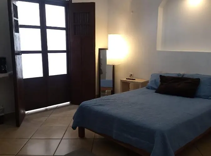 Pensión Carlota 4*